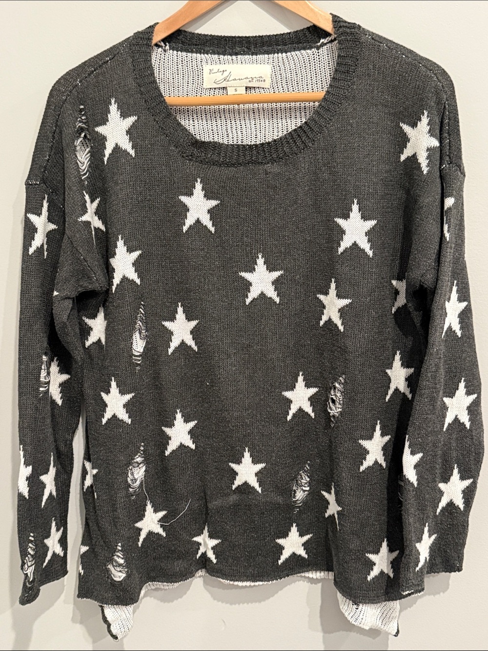 Vintage Havana Distressed Star Knit Sweater - Charcoal/White